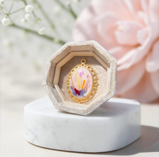 Keepsake Ornament 🤍