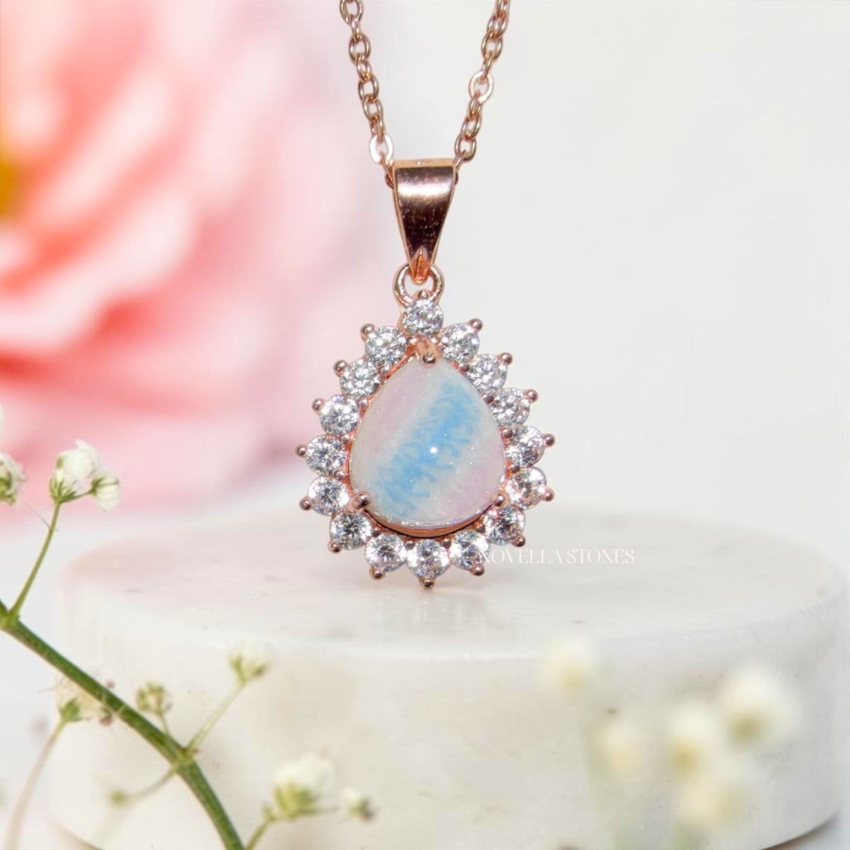 The Raiven Necklace